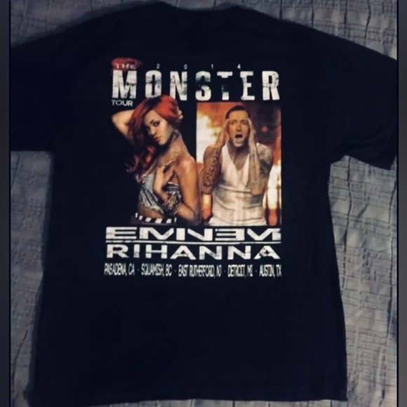 EMINEM X RIHANNA 2014 The MONSTER Tour Tshirt Men’s Sz Medium Concert Merch NEW - Picture 2 of 2
